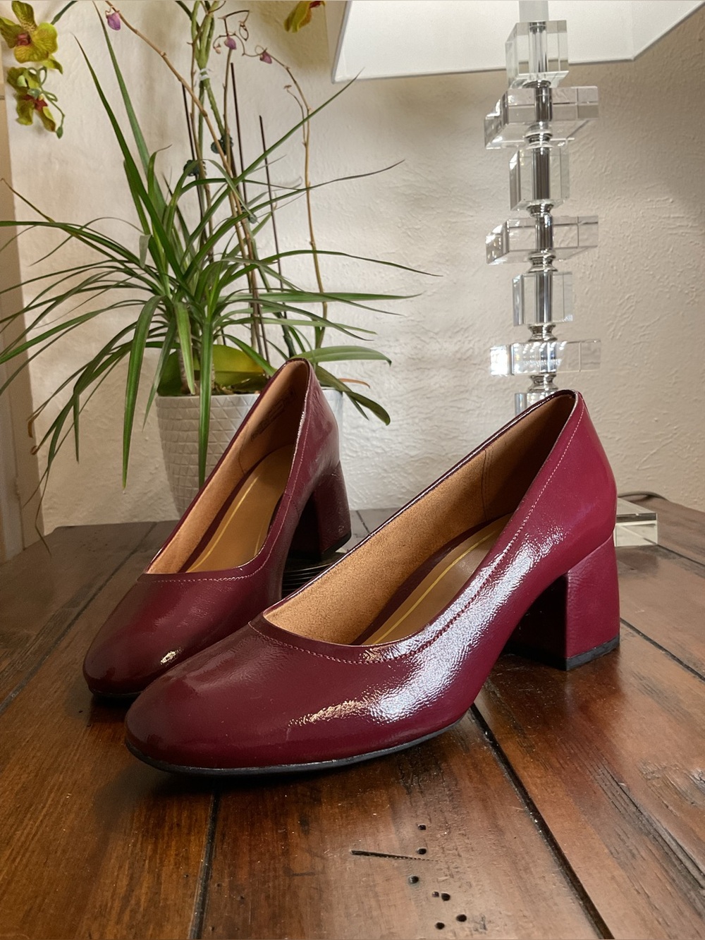 Vionic Patent Block Heel Pump in Wine